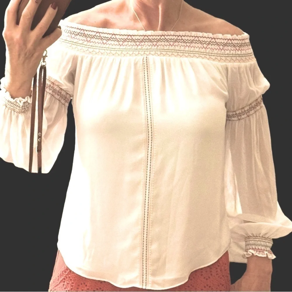 WHITE HOUSE BLACK MARKET‎ OFF SHOULDER BLOUSE